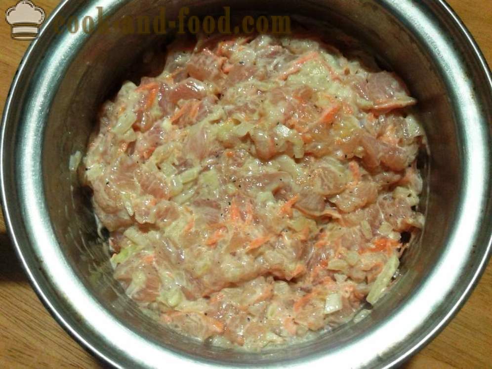 Chuletas de pechuga de pollo con crema agria - Cómo cocinar chuletas de pechuga de pollo picada, fotos paso a paso de la receta