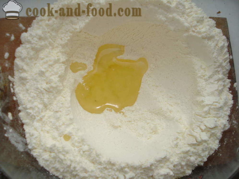 Torta de levadura con semillas de amapola en el horno - Cómo cocinar un pastel con semillas de amapola, un paso a paso de la receta fotos