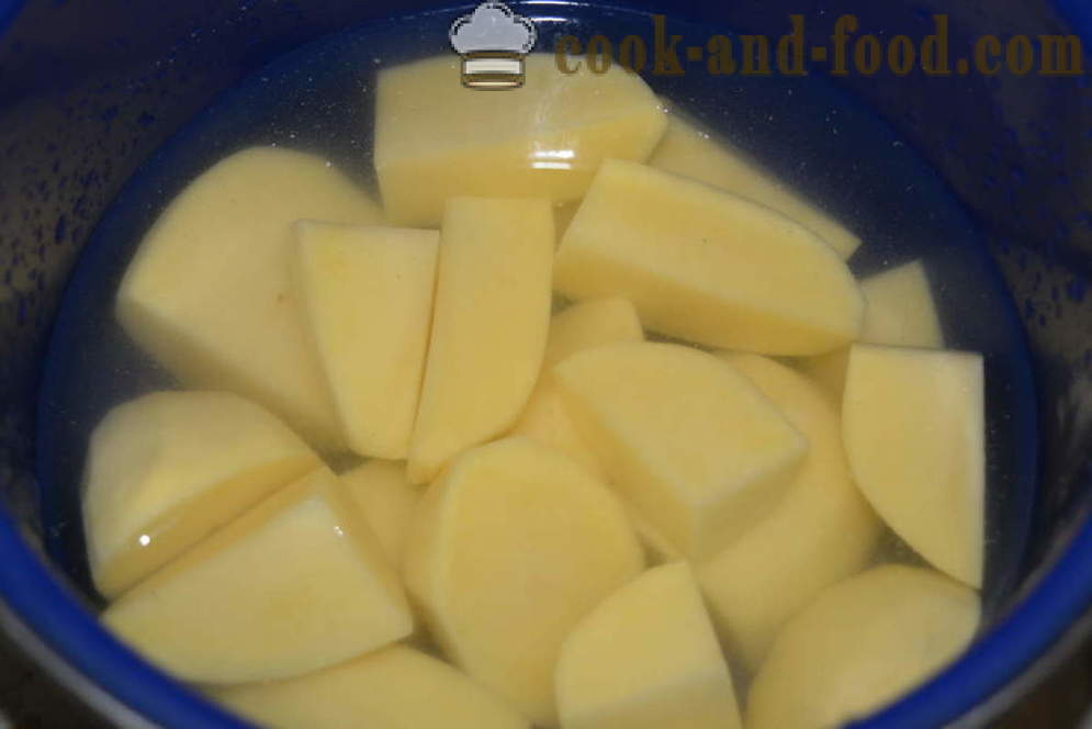 Sopa de patata con trocitos de pan y salami - ¿Cómo hacer sopa de una patata, un paso a paso de la receta fotos