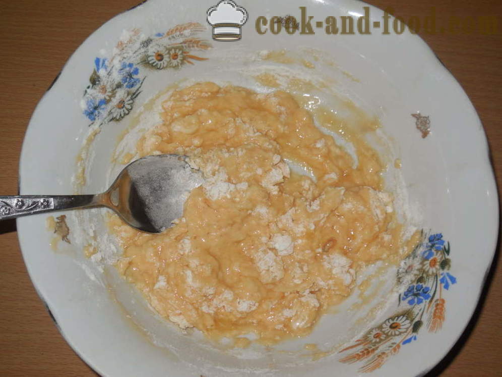 Pasta en los huevos, sin agua - cómo hacer fideos caseros para la sopa, un paso a paso de la receta fotos