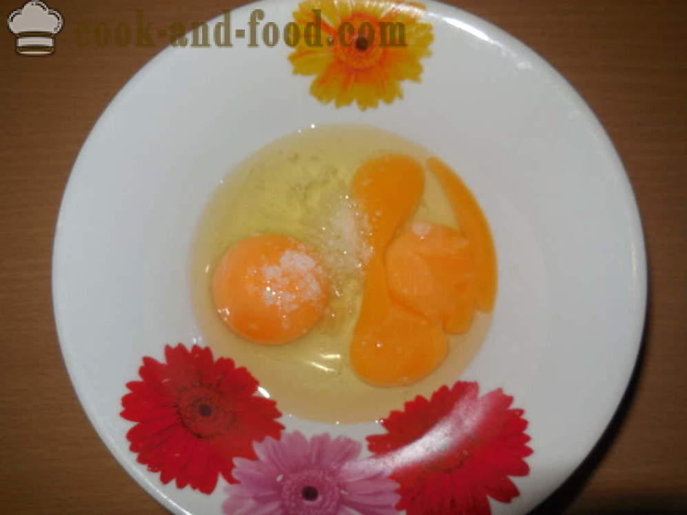 Pasta en los huevos, sin agua - cómo hacer fideos caseros para la sopa, un paso a paso de la receta fotos