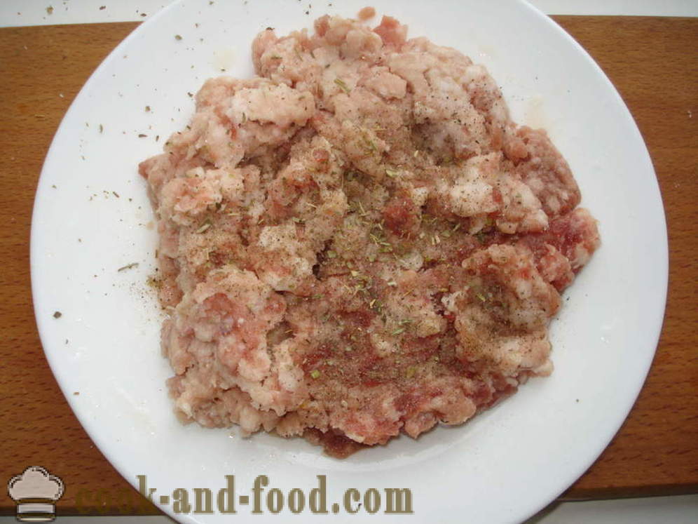 Col rellena con carne y arroz en salsa de tomate - cómo cocinar col rellena de carne picada en una sartén, con un paso a paso las fotos de la receta