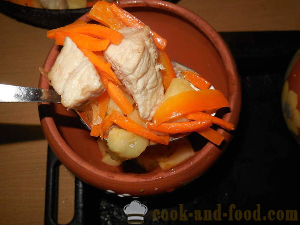 Estofado de carne y patatas - cómo cocinar un asado en el horno, con un paso a paso las fotos de la receta