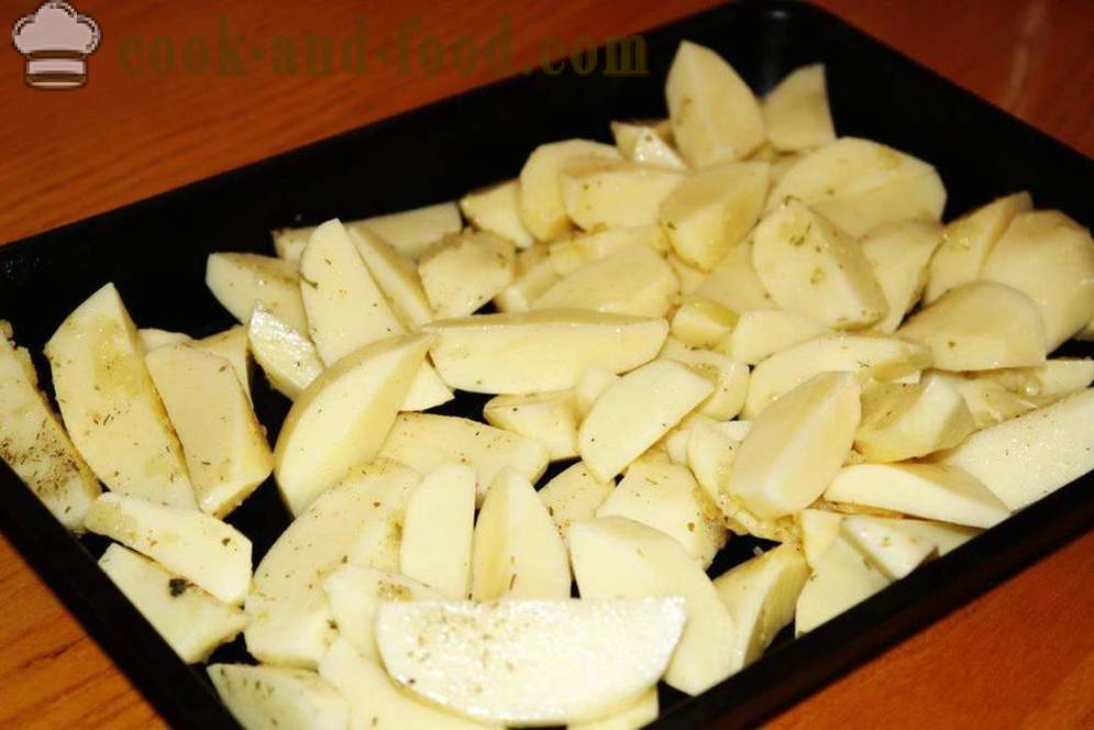 Patatas cocidas al horno en el horno - rodajas de patata cocidas al horno como en el horno, con un paso a paso fotos de la receta