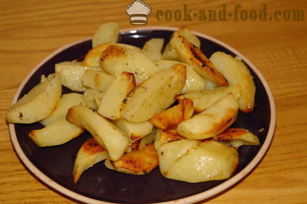 Patatas cocidas al horno en el horno - rodajas de patata cocidas al horno como en el horno, con un paso a paso fotos de la receta