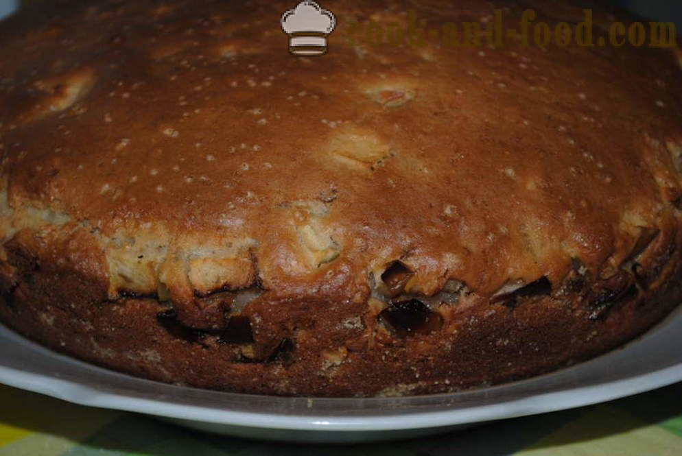 Pastel de pan de jengibre en el kéfir con manzanas y nueces - cómo cocinar un pastel con kéfir, un paso a paso de la receta fotos