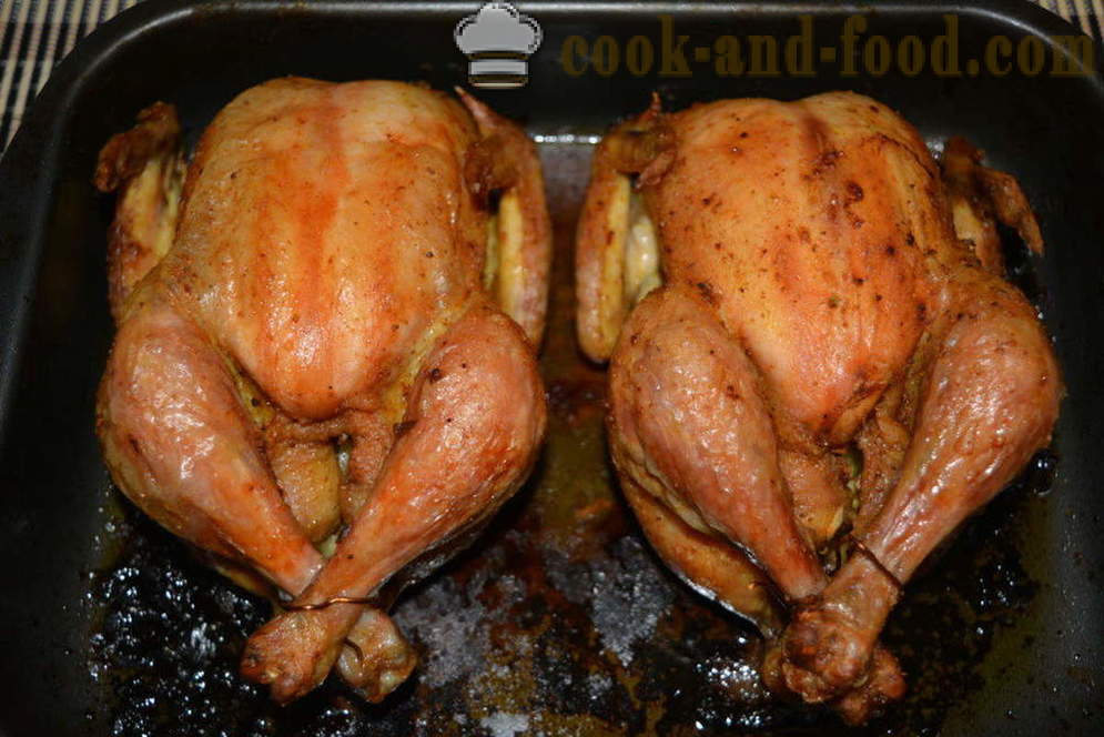 Pollo relleno con una corteza crujiente al horno en el horno - pollo al horno como en el conjunto del horno, un paso a paso de la receta fotos