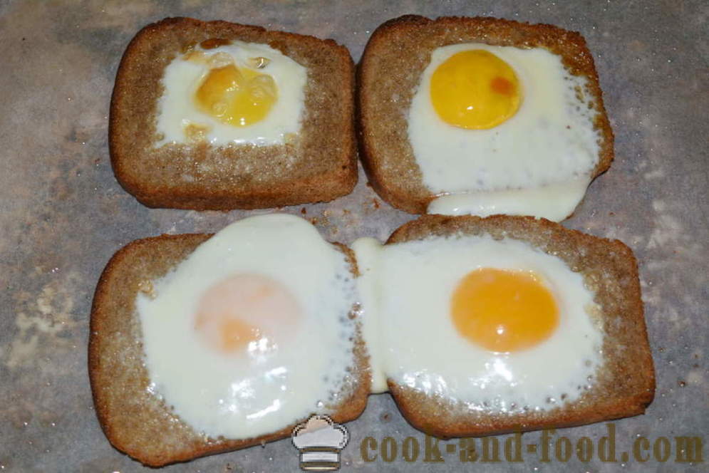 Tostadas de pan integral con huevo - cómo cocinar la tostada de pan negro en el horno, con un paso a paso las fotos de la receta
