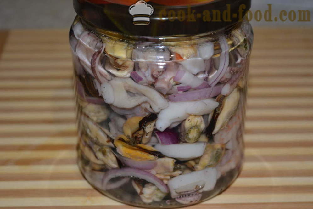 Cóctel de mariscos marinados, tanto en la tienda - la forma en Pickle mariscos congelados en casa, paso a paso las fotos de la receta