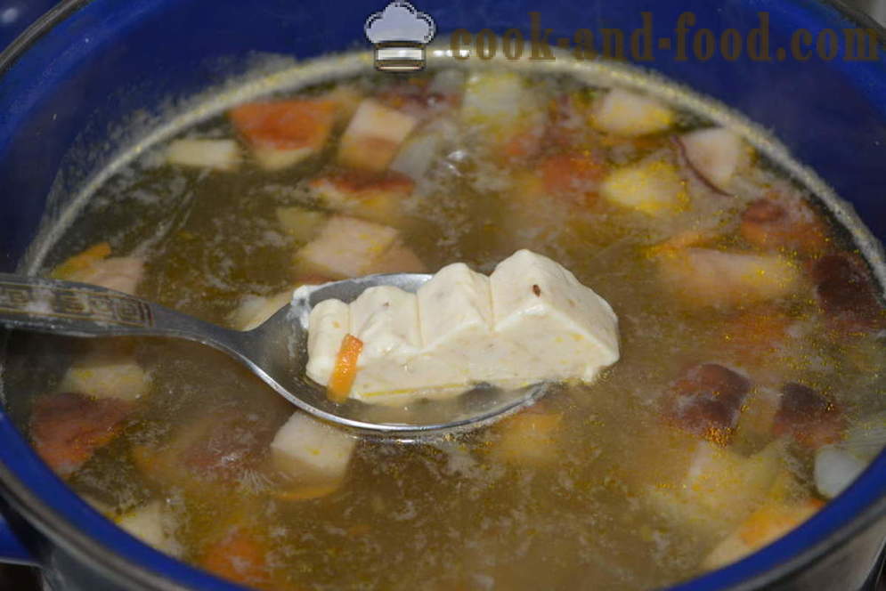 Sopa de champiñones frescos blancos con queso crema - Cómo cocinar sopa de setas con champiñones frescos y queso, con fotos paso a paso de la receta