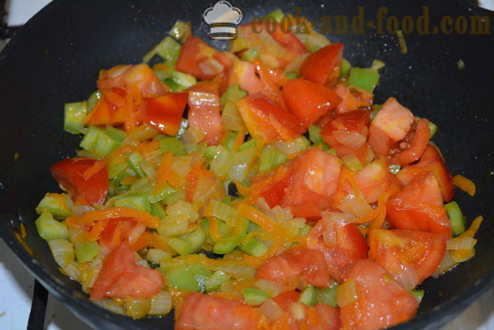 Trigo sarraceno quebradiza deliciosa con verduras en una sartén - cómo cocinar el trigo sarraceno con verduras, un paso a paso de la receta fotos