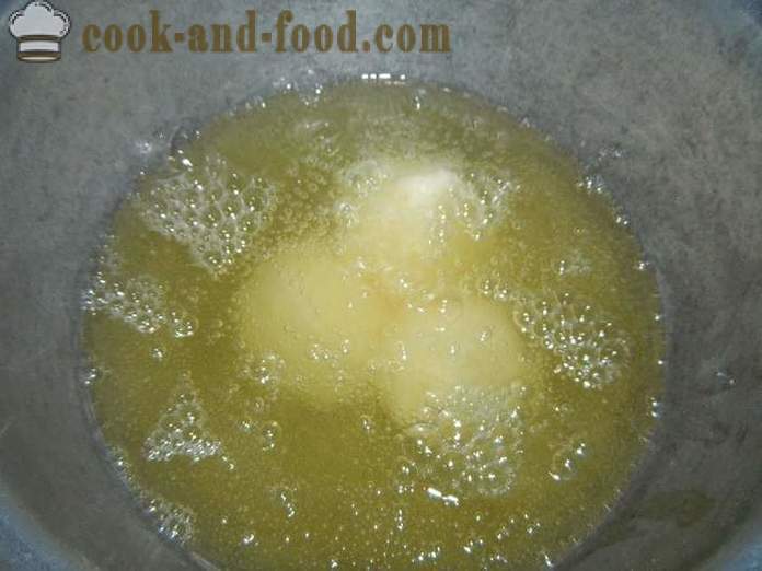 Rosquillas cuajada fritos en aceite en una sartén - cómo cocinar buñuelos de queso rápidamente, paso a paso las fotos de la receta