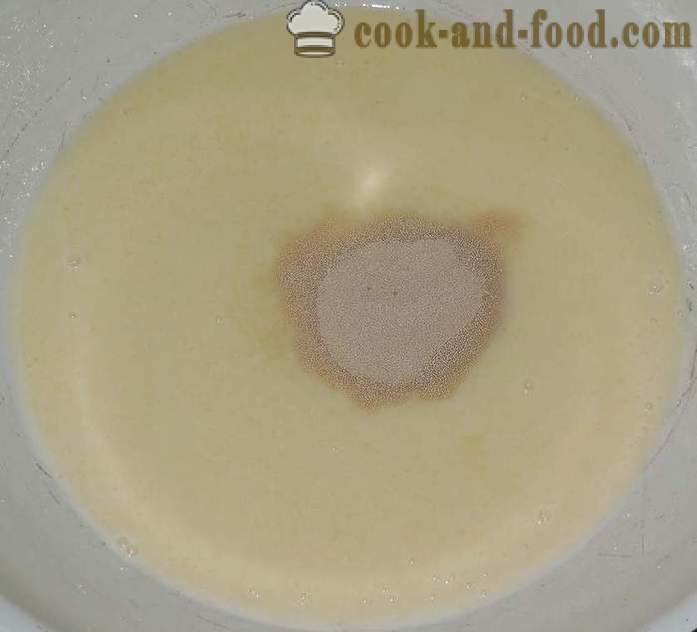 Tortas de levadura con mermelada de aire en el horno - a cocinar pasteles con mermelada, con un paso a paso las fotos de la receta