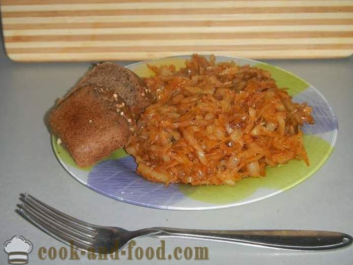 Estofado de col con tomates jugosos y sabrosos - - cómo cocinar el repollo cocido - un paso a paso la receta con fotos