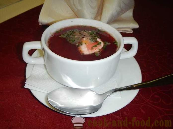 Película rojo clásico con la remolacha y la carne - cómo cocinar la sopa - un paso a paso la receta con la foto borsch ucraniano