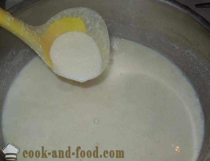 Cómo cocinar gachas con leche sin grumos - un paso a paso la receta de sémola con fotos