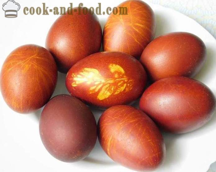 ¿Cómo pintar los huevos en pieles de cebolla con un patrón uniforme o - la receta con una foto - paso a través del color correcto de las pieles de cebolla huevos