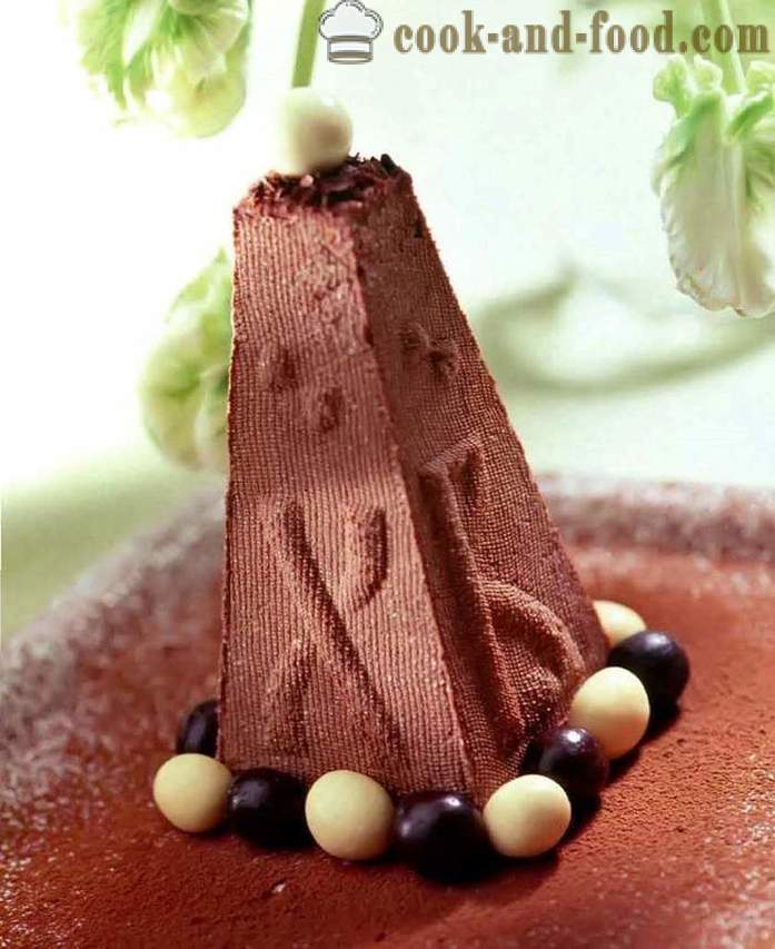 El chocolate Pascua cuajada y crema - una receta simple para el chocolate crudo cuajada de Pascua