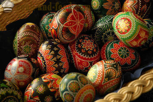 La historia de los huevos de Pascua - donde la tradición se ha ido y por qué los huevos de Pascua teñidos con pieles de cebolla