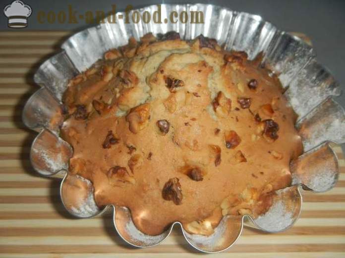 Simple nuez de la magdalena en el kéfir - cómo cocinar un pastel en casa, paso a paso la receta con fotos.