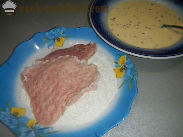 Chuletas de cerdo jugosas con salsa de ajo - Cómo cocinar un jugosas chuletas de cerdo, un paso a paso la receta con las fotos.