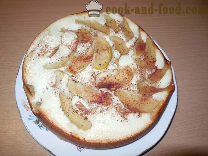 Tarta de manzana enorme en multivarka con canela y jengibre - cómo hacer un pastel de manzana en multivarka, paso a paso la receta con fotos.
