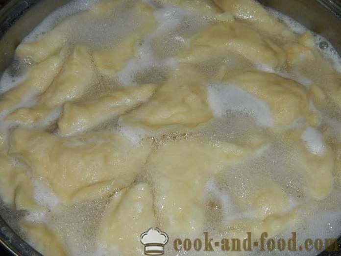 Albóndigas deliciosas con queso cottage bajo el chocolate y caramelo - Cómo hacer bolas de masa hervida con queso cottage, un paso a paso de la receta fotos