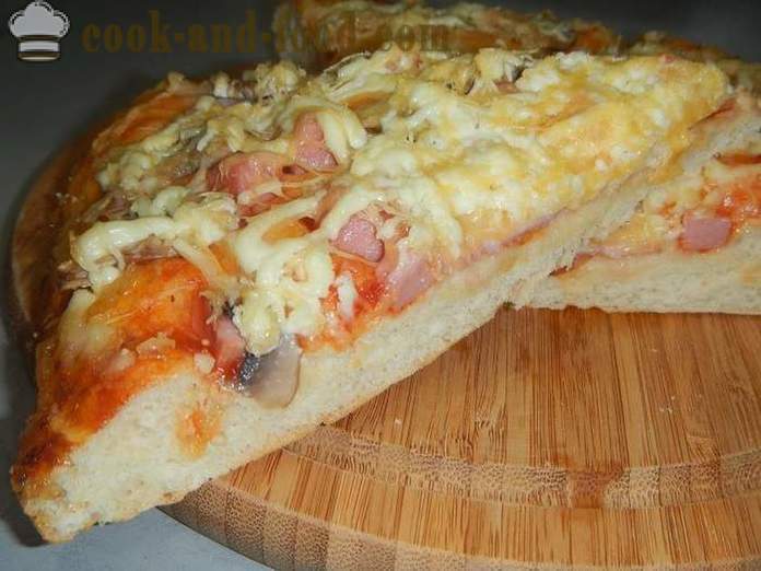 Pizza casera en el horno - una etapa por receta paso con una foto de deliciosa pizza masa de levadura
