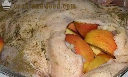 Pato con manzanas, cocido en el horno, la receta con una foto (paso a paso)
