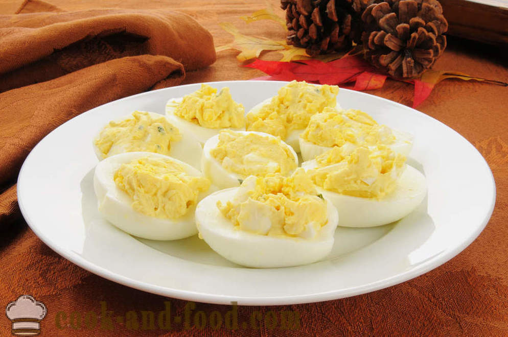 Excelente aperitivo: huevos rellenos - recetas video en el país