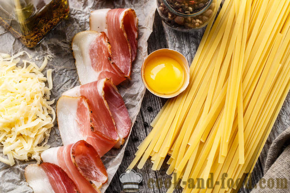 Cocina italiana: pasta carbonara tres recetas con crema